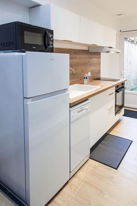L'Escapade-Hypercentre-Parking Prive-Refait A Neuf Apartment Châteauroux Екстериор снимка