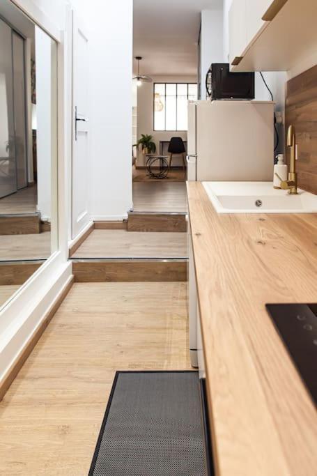 L'Escapade-Hypercentre-Parking Prive-Refait A Neuf Apartment Châteauroux Екстериор снимка